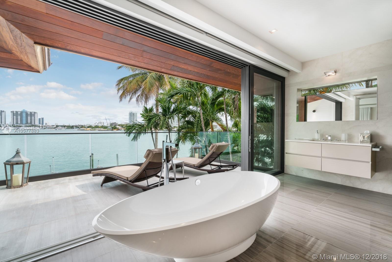 RIVO ALTO ISLAND - Residential