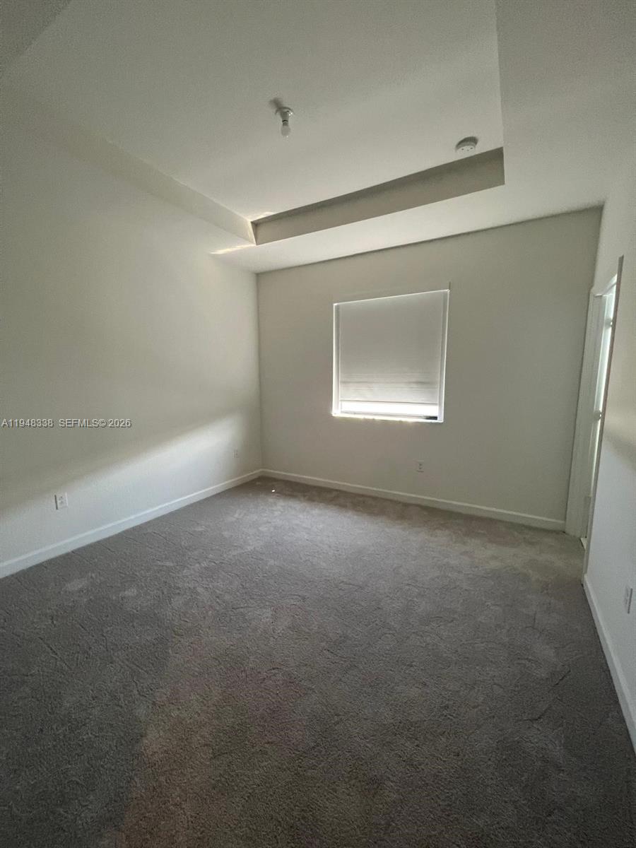 KENDALL ASSEMBLAGE SOUTH - Residential