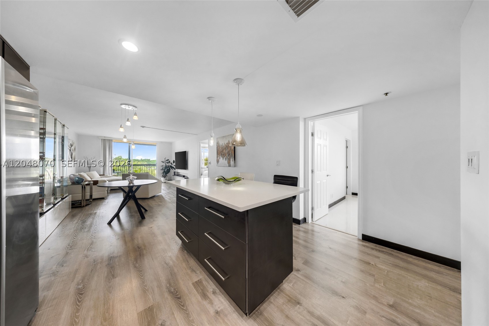 ROLLING HILLS GOLF AND - Residential Lease
