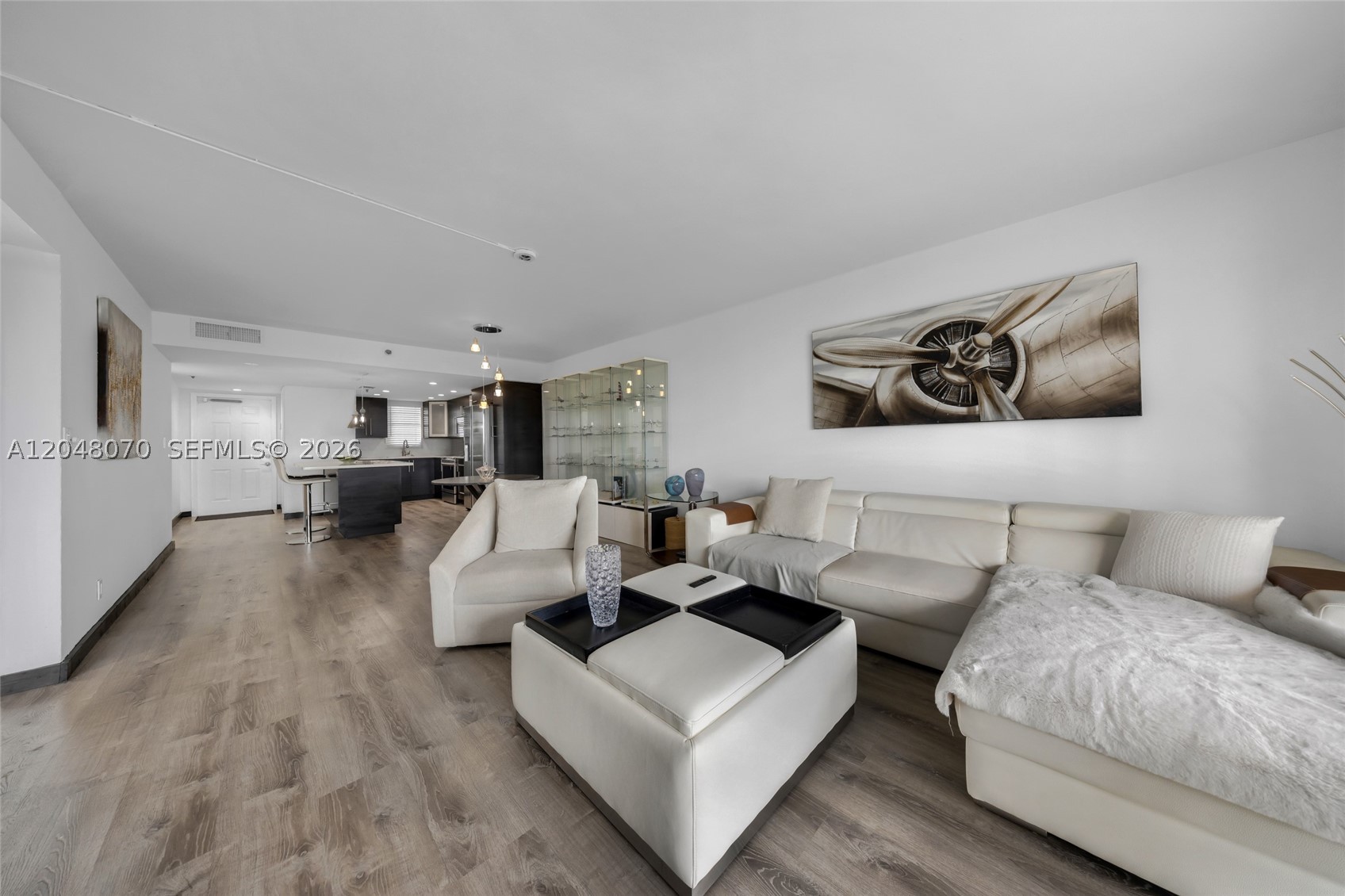 ROLLING HILLS GOLF AND - Residential Lease