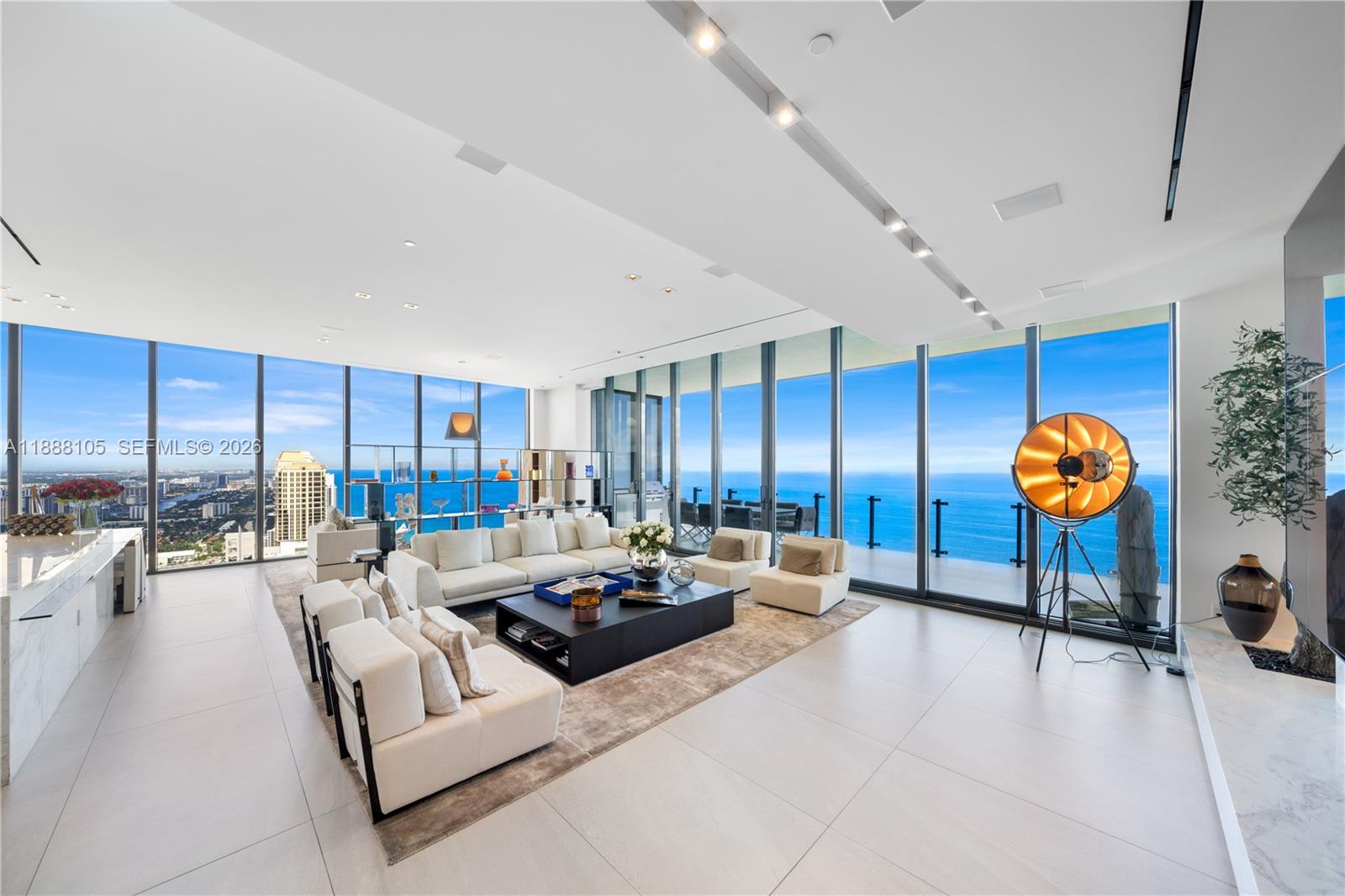 MUSE CONDO - Residential