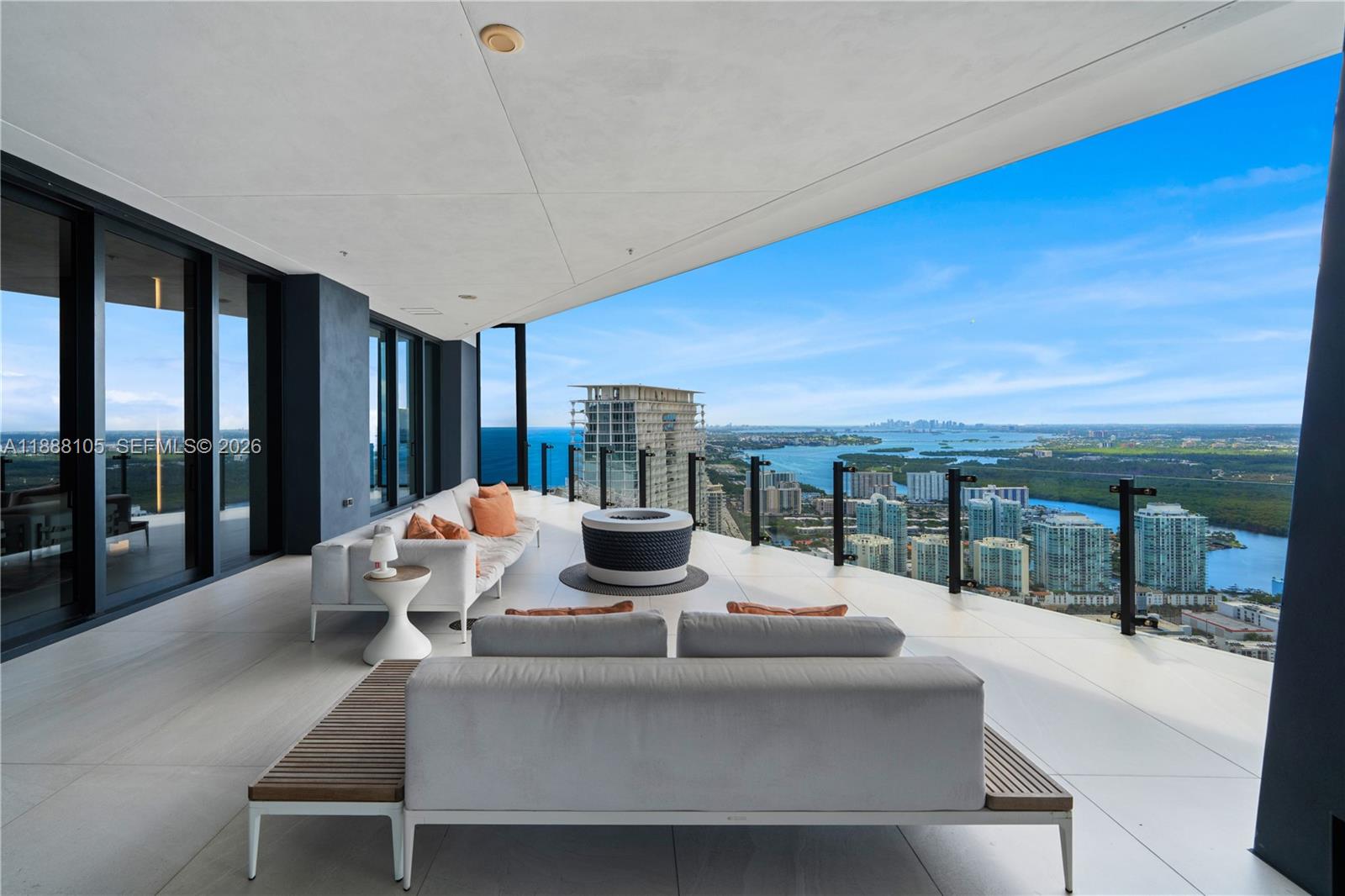 MUSE CONDO - Residential