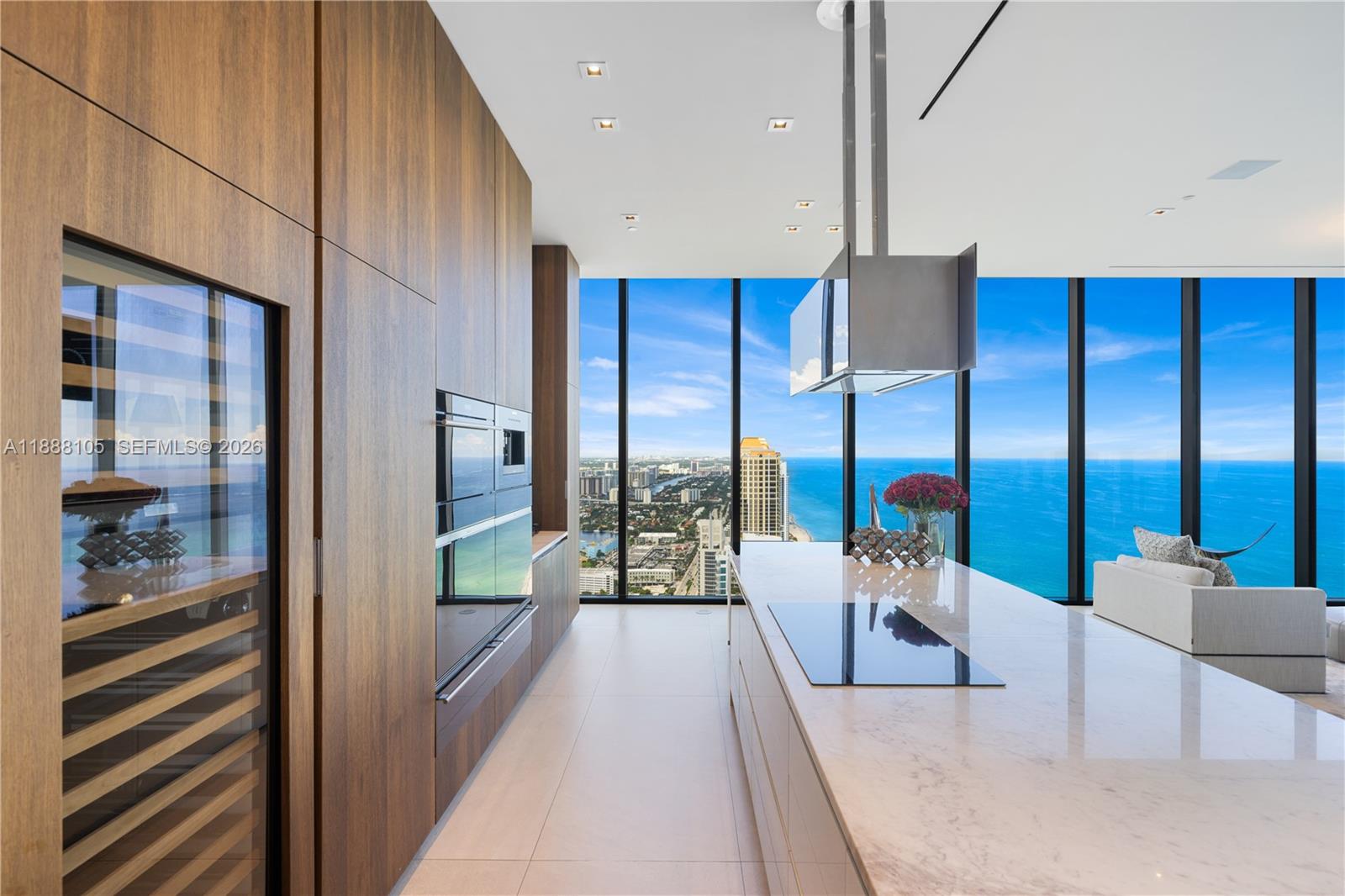 MUSE CONDO - Residential