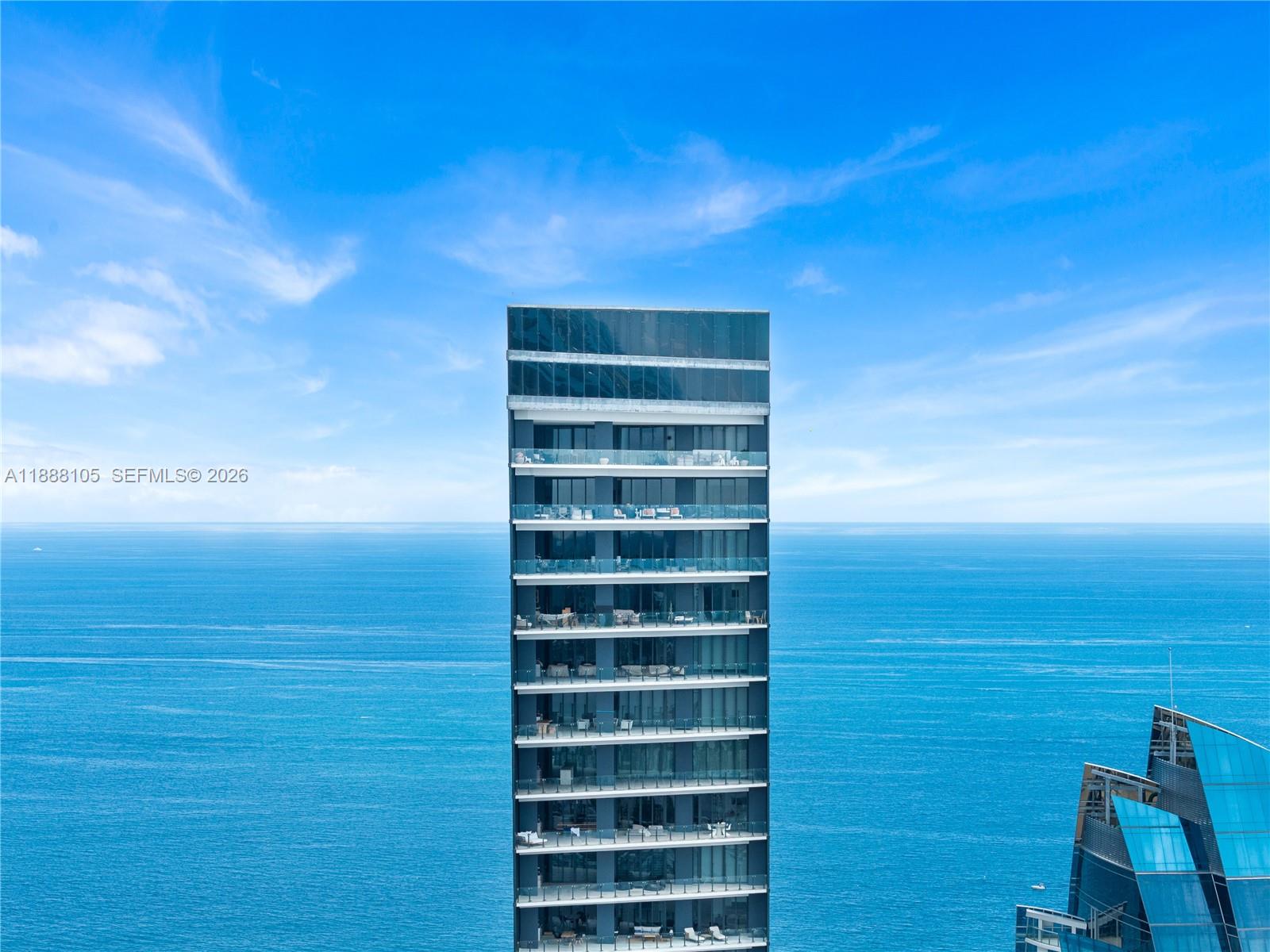 MUSE CONDO - Residential