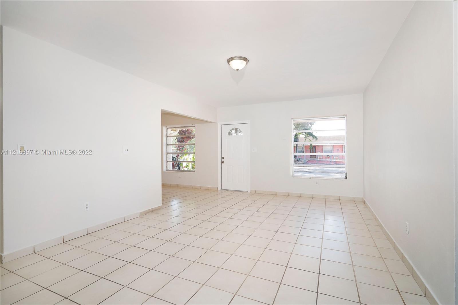 ROYALE GREEN TOWNHOUSE SE - Residential