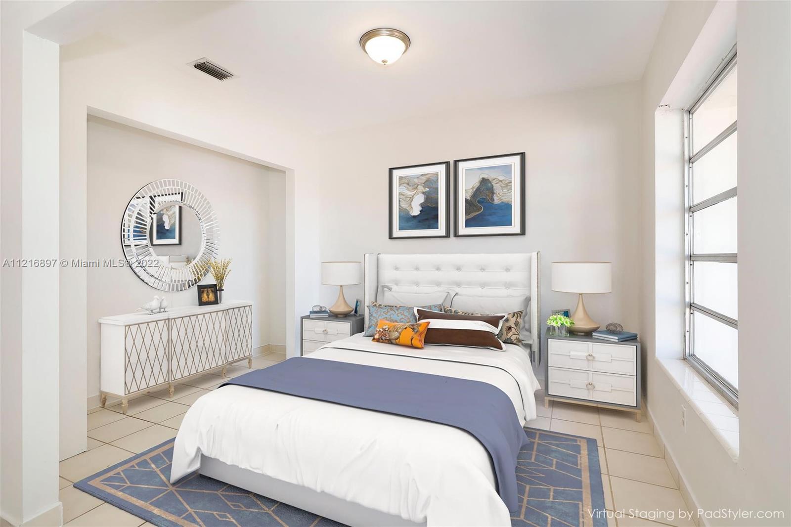 ROYALE GREEN TOWNHOUSE SE - Residential