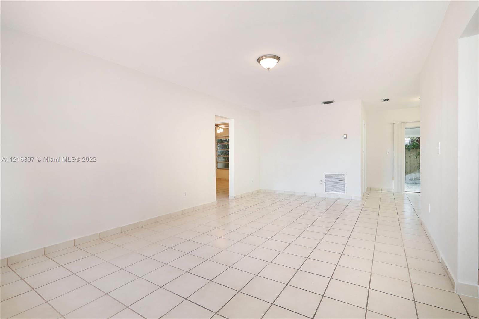 ROYALE GREEN TOWNHOUSE SE - Residential