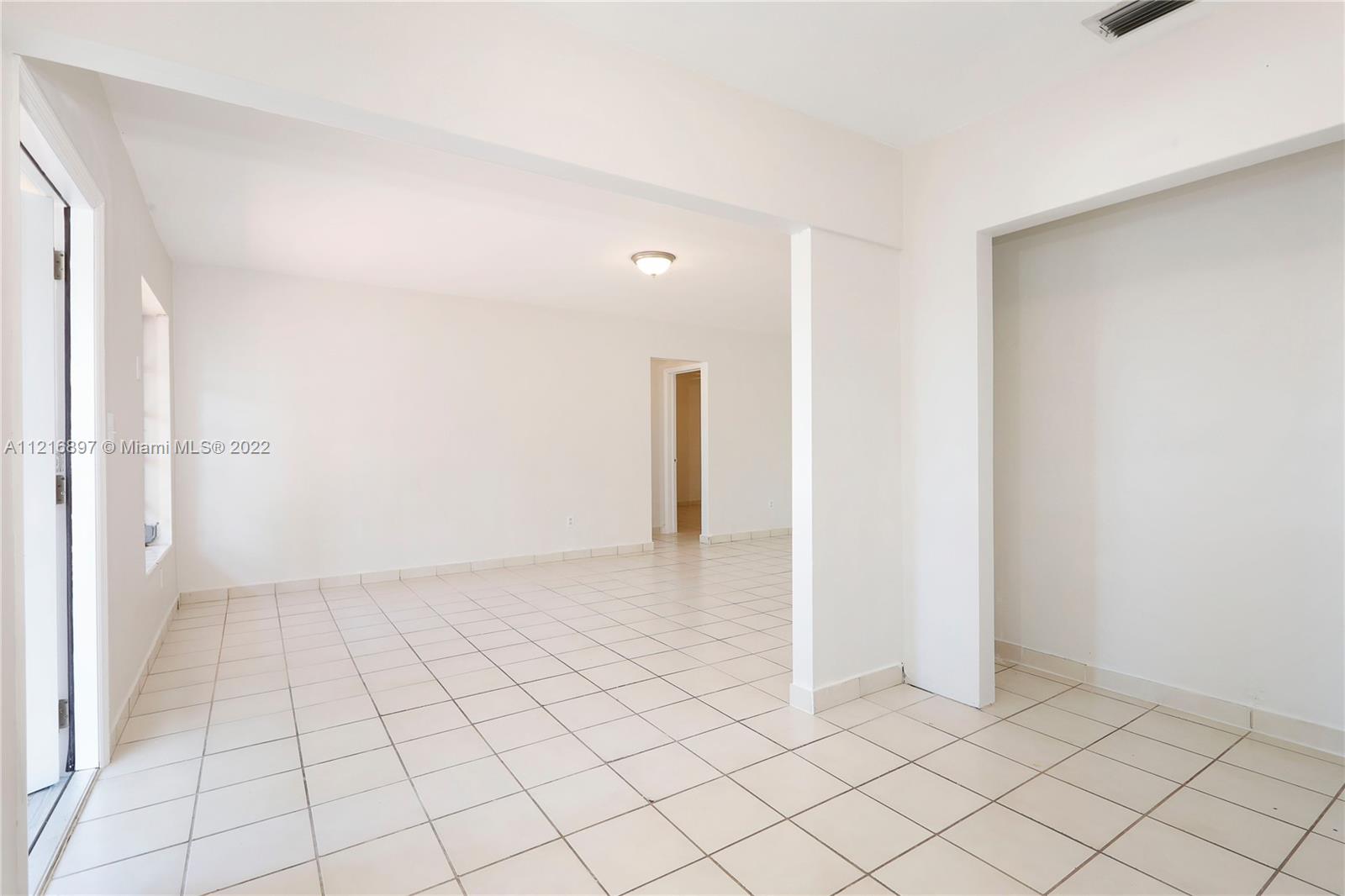 ROYALE GREEN TOWNHOUSE SE - Residential