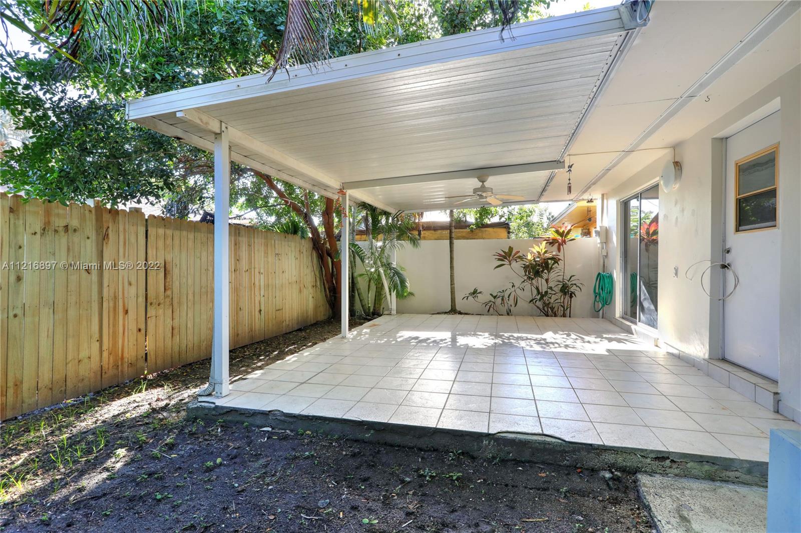 ROYALE GREEN TOWNHOUSE SE - Residential