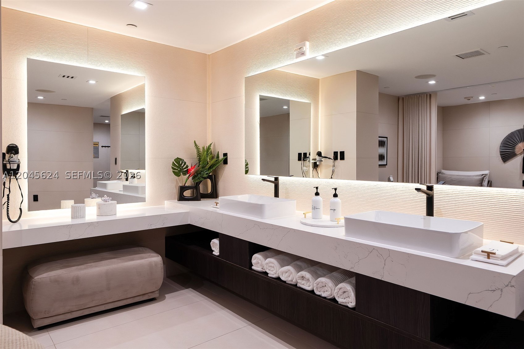 TDR TOWER II CONDO - Residential