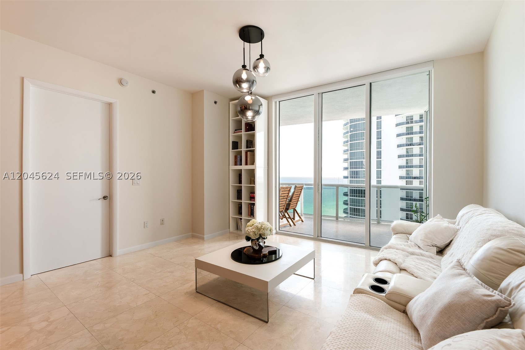 TDR TOWER II CONDO - Residential