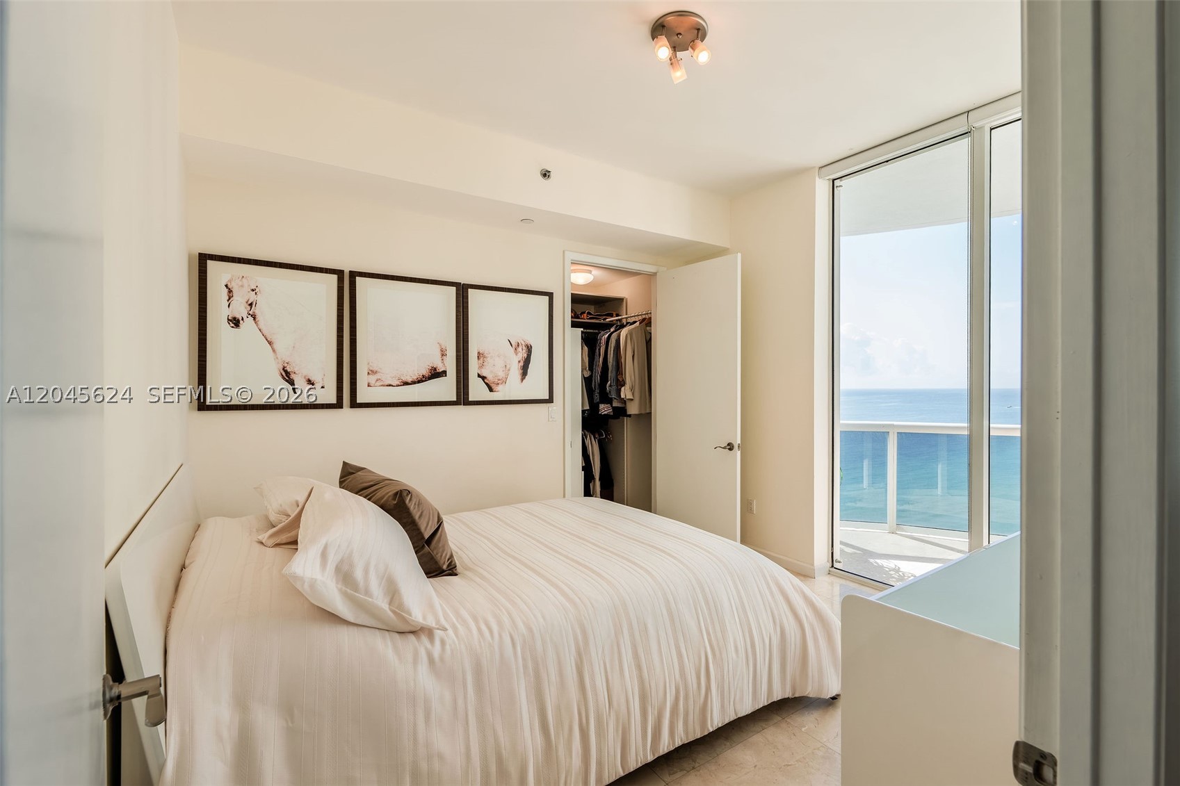 TDR TOWER II CONDO - Residential