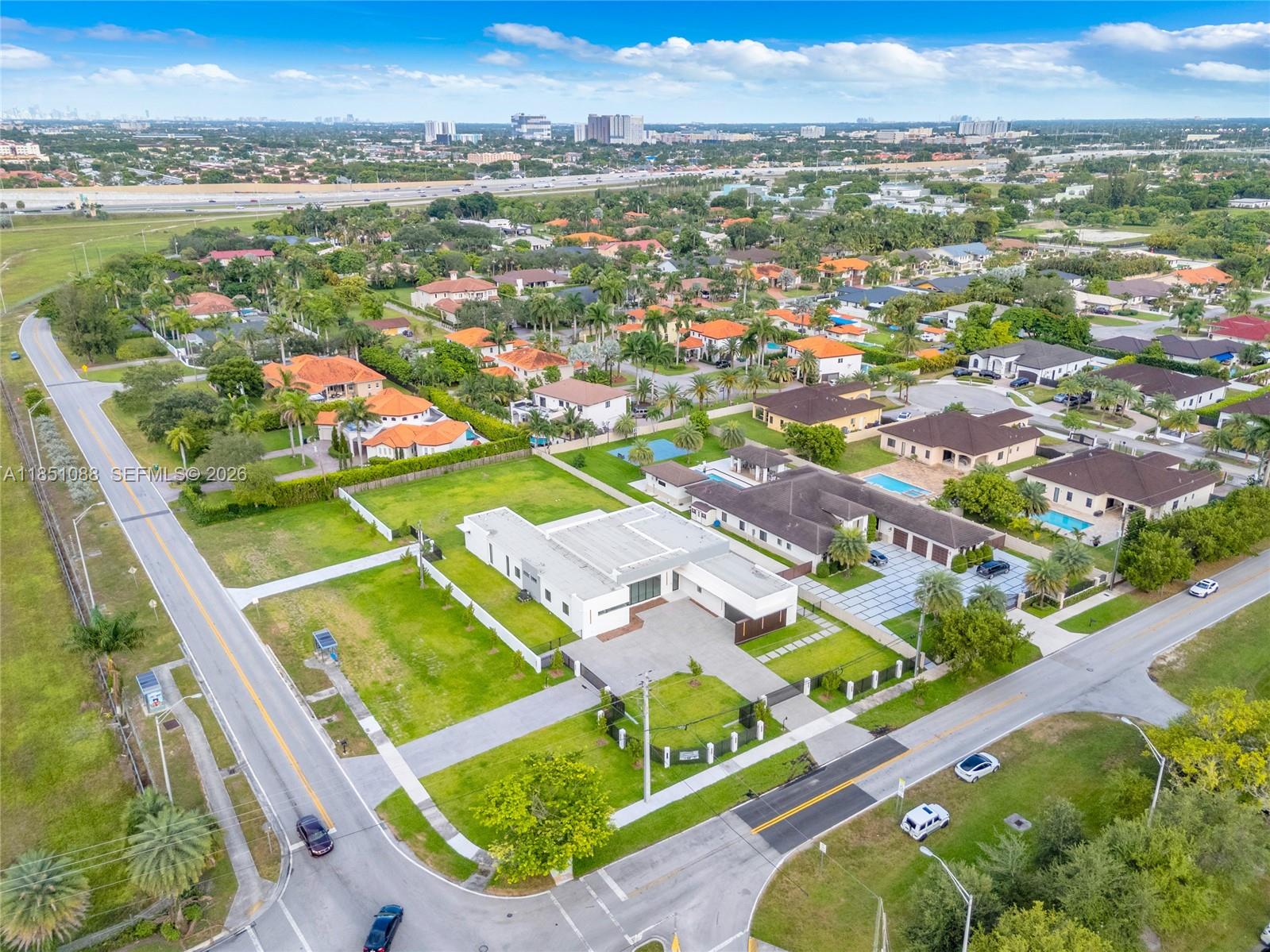 SWEETWATER ESTS SUB - Residential