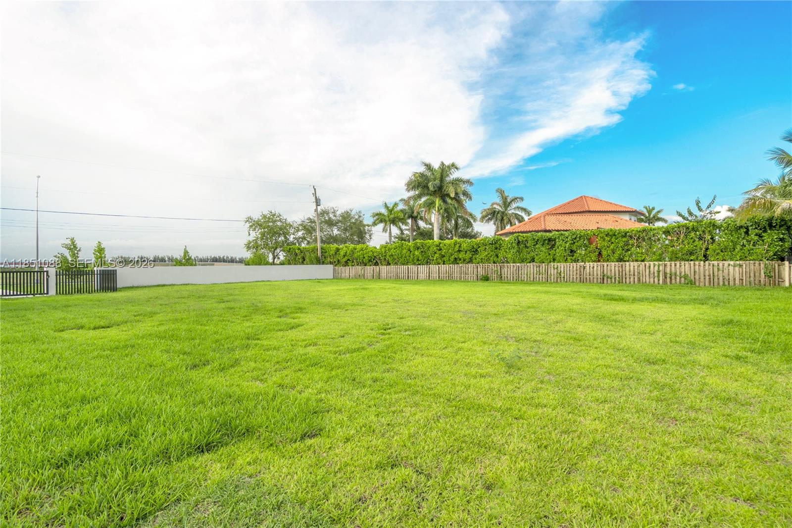 SWEETWATER ESTS SUB - Residential