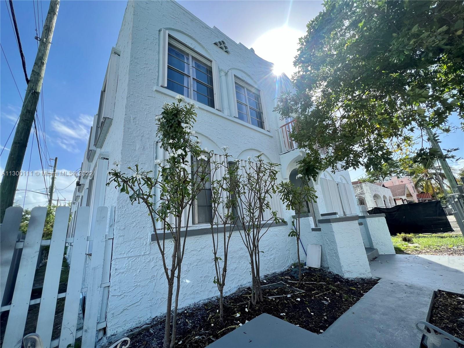 LAWRENCE ESTATE EAST ADDN - Residential Lease