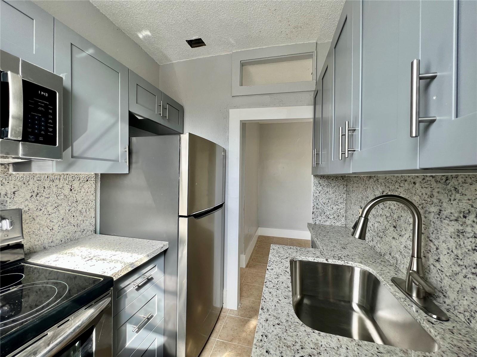 LAWRENCE ESTATE EAST ADDN - Residential Lease
