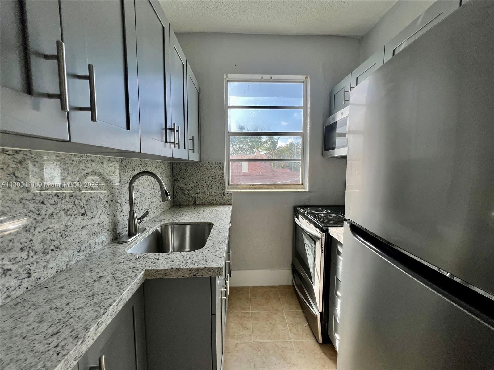 LAWRENCE ESTATE EAST ADDN - Residential Lease