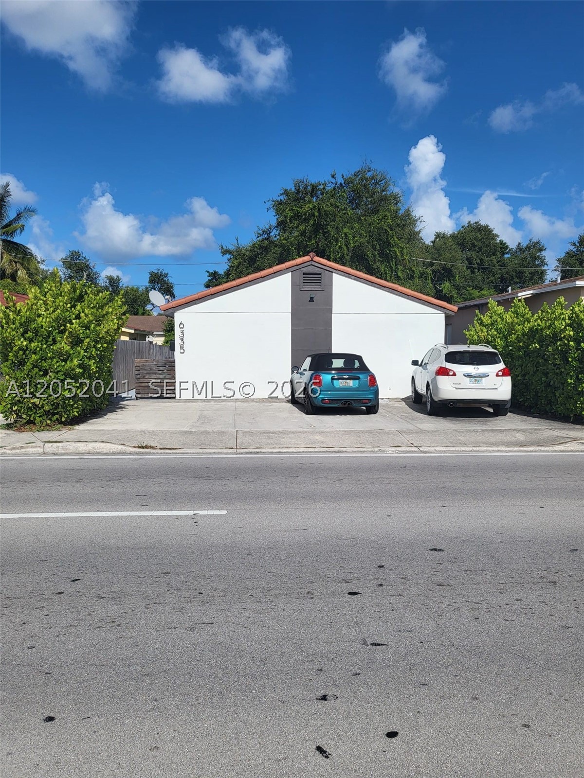 INGLEWOOD GARDENS - Residential Lease