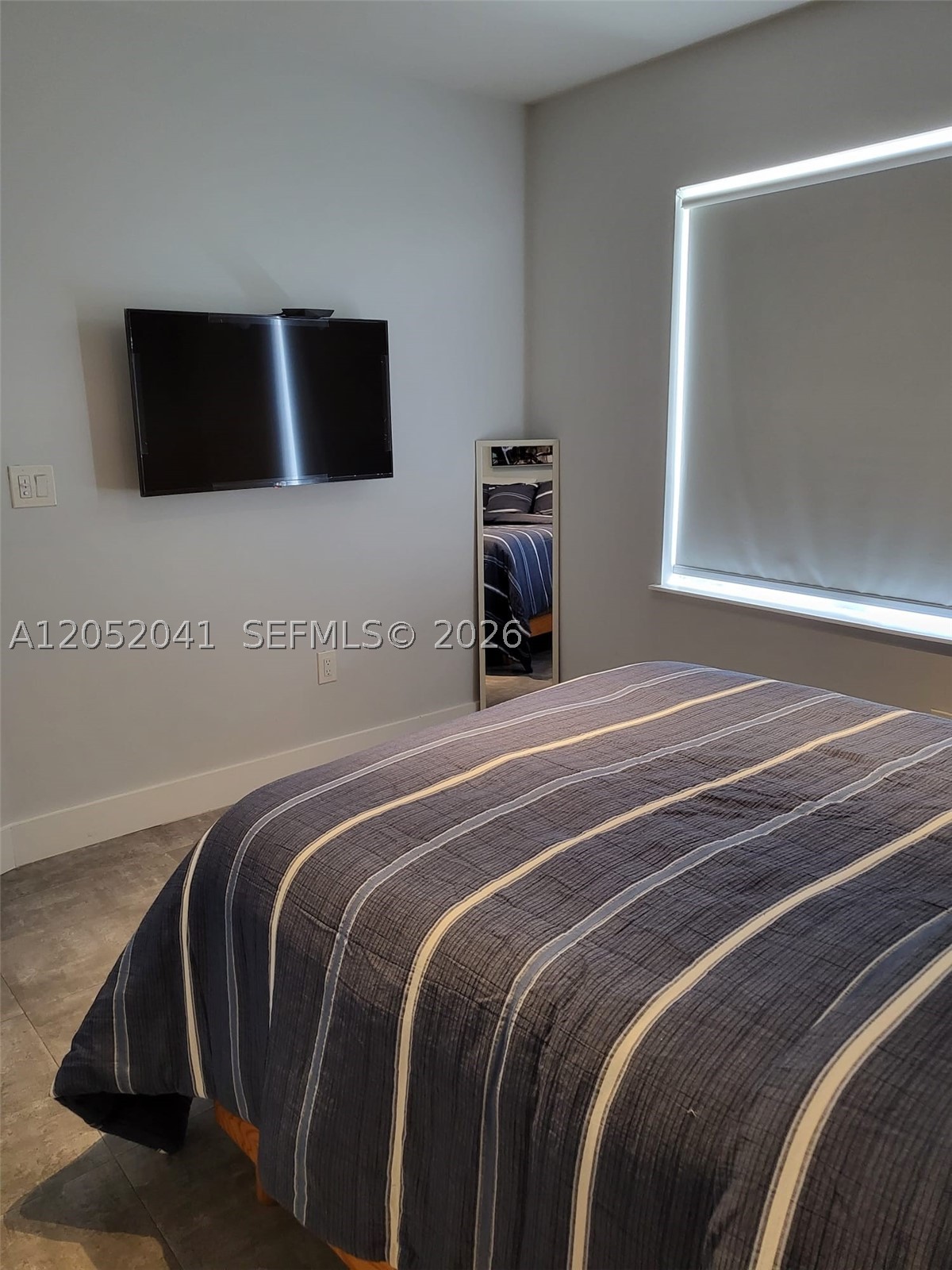 INGLEWOOD GARDENS - Residential Lease