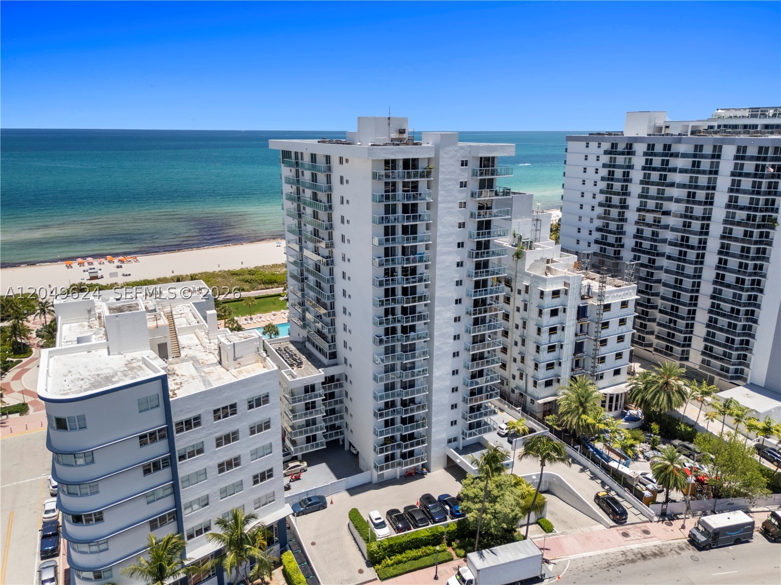 THE ROYAL CLUB CONDO - Residential Lease