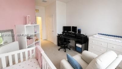 MC RESIDENTIAL - Residential