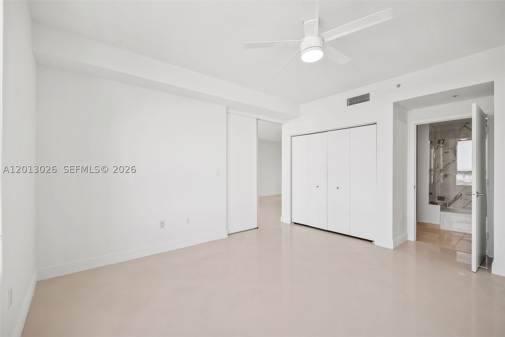 IVY CONDO - Residential