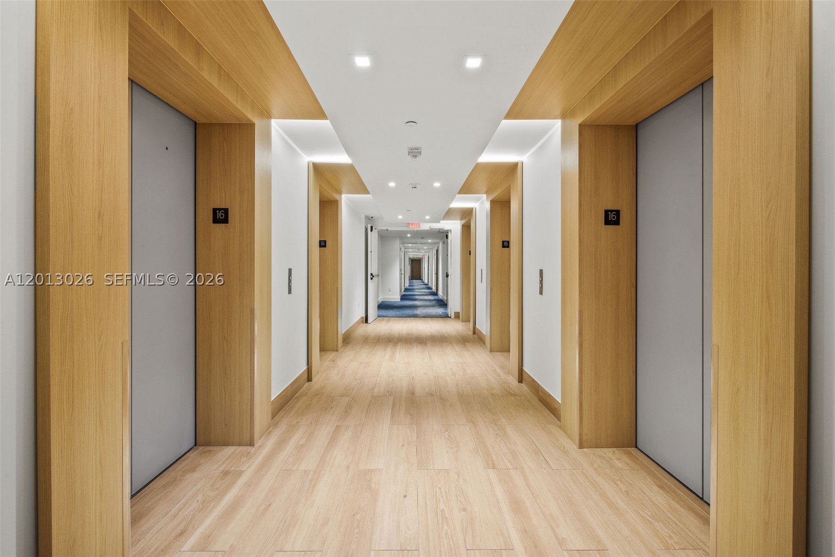 IVY CONDO - Residential