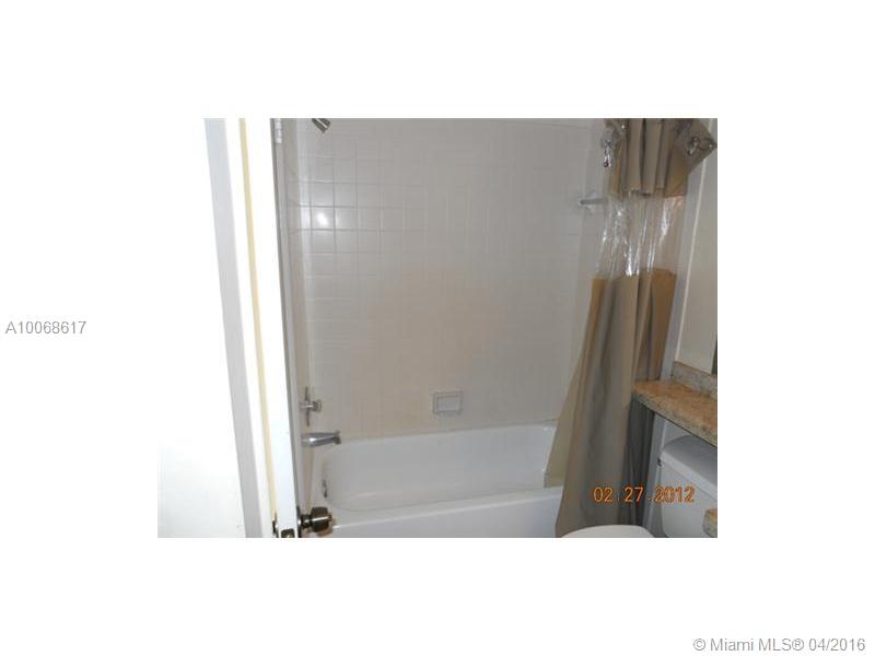 THE COLONNADES - Residential Lease