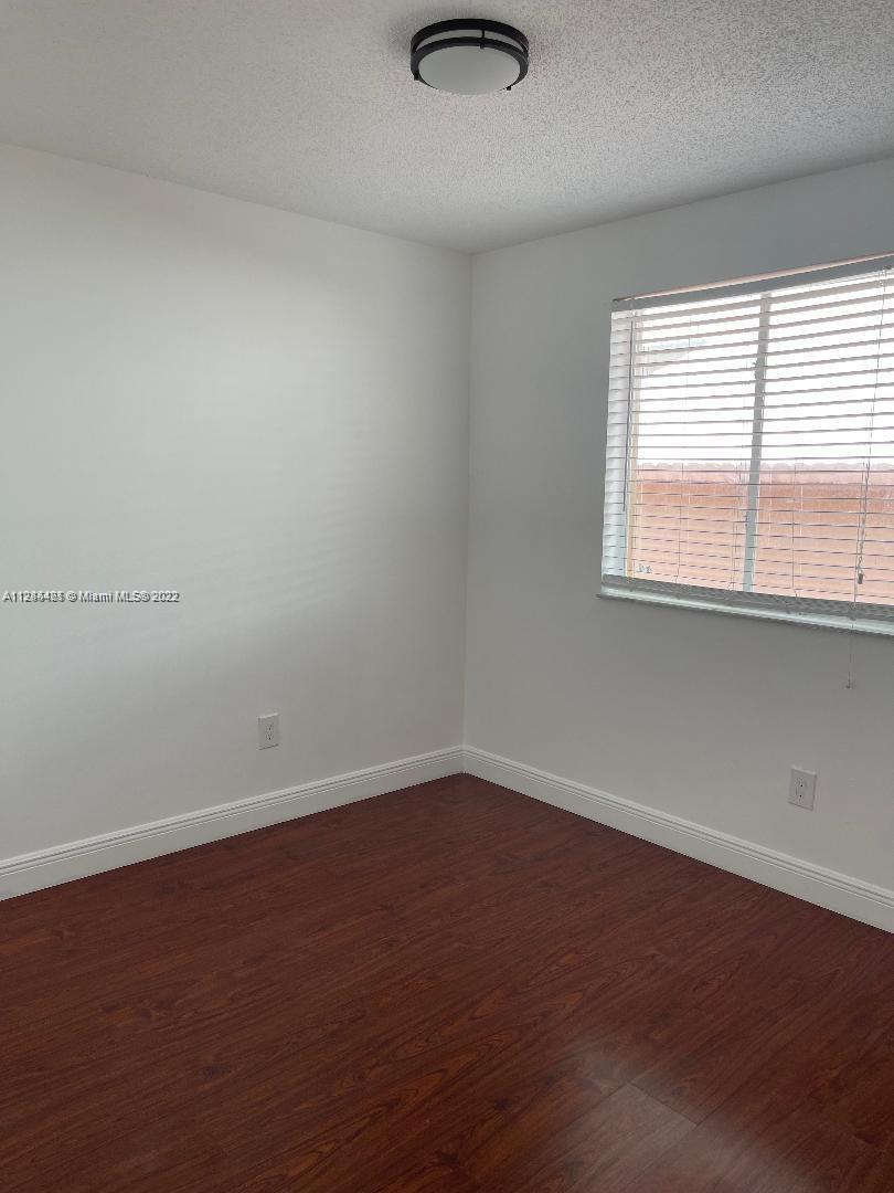 LAKESIDE AT THE HAMMOCKS - Residential Lease