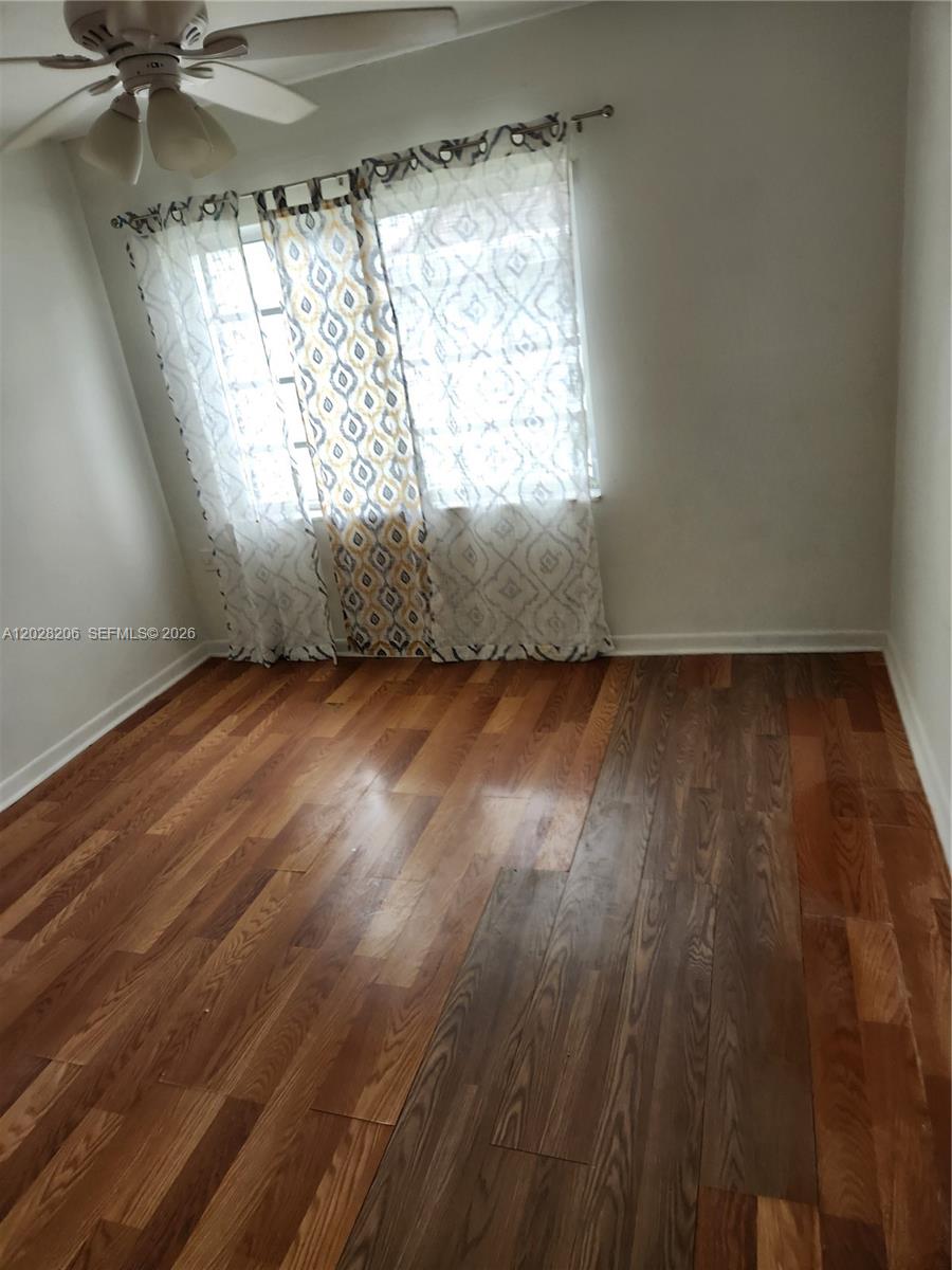 HERITAGE SQUARE CONDO - Residential