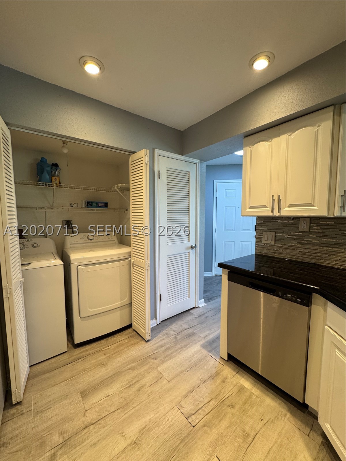 SAILBOAT POINTE CONDO - Residential Lease