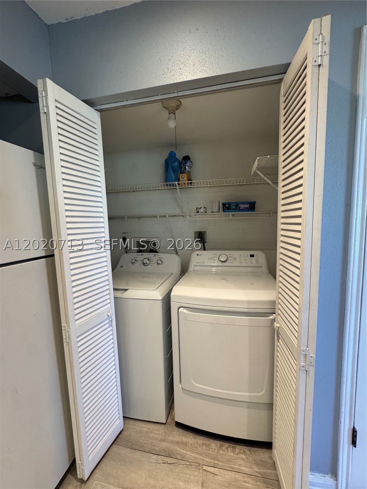 SAILBOAT POINTE CONDO - Residential Lease