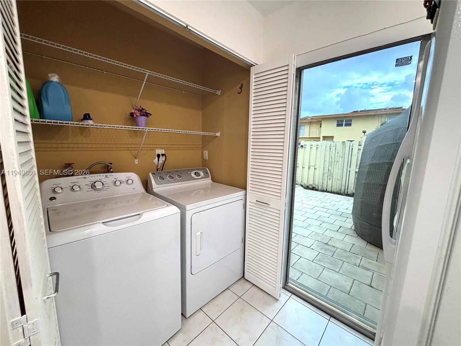 CENTRE COURT CONDO - Residential