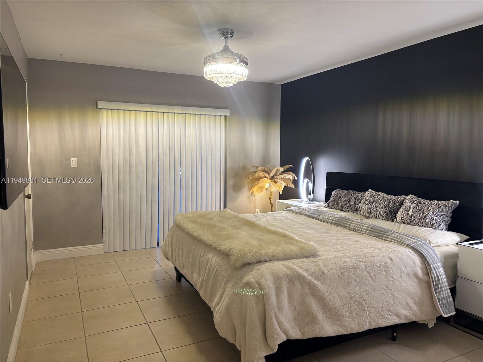 CENTRE COURT CONDO - Residential