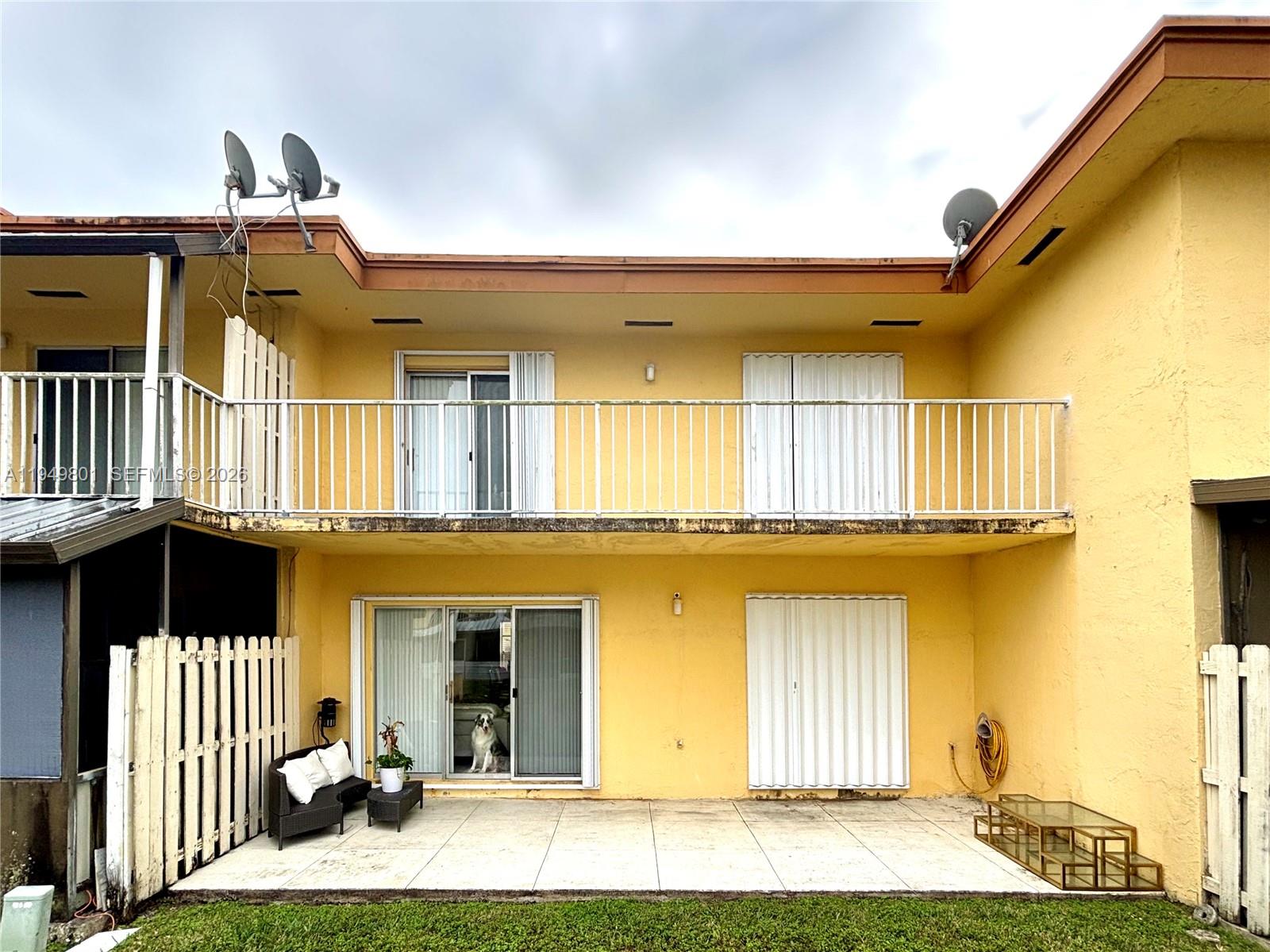 CENTRE COURT CONDO - Residential