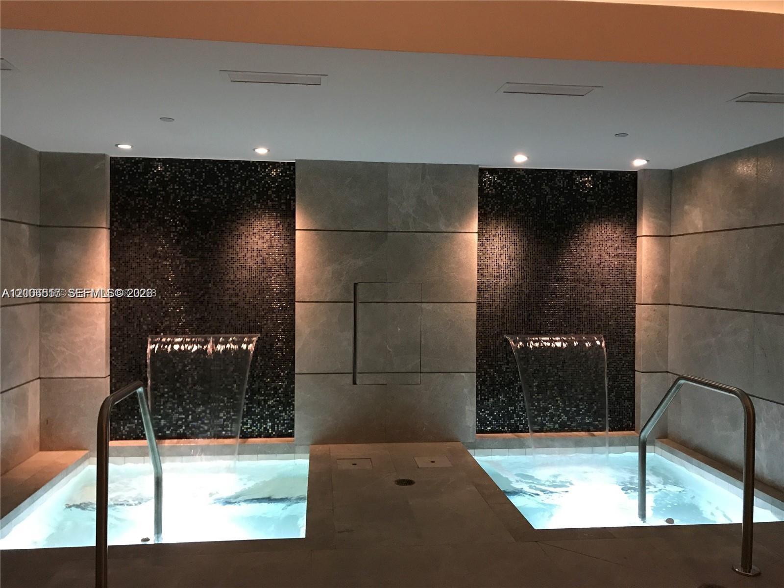 1010 BRICKELL CONDO - Residential
