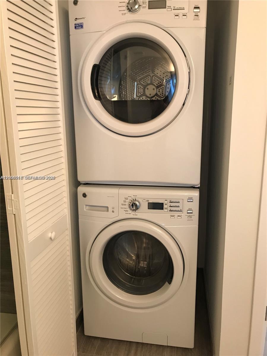 1010 BRICKELL CONDO - Residential