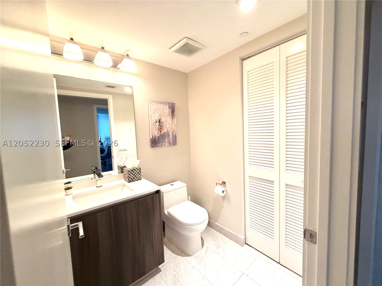 ARIA ON THE BAY CONDO - Residential Lease