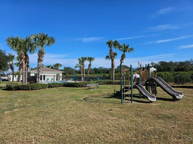 Las Villas at Kenilworth - Residential