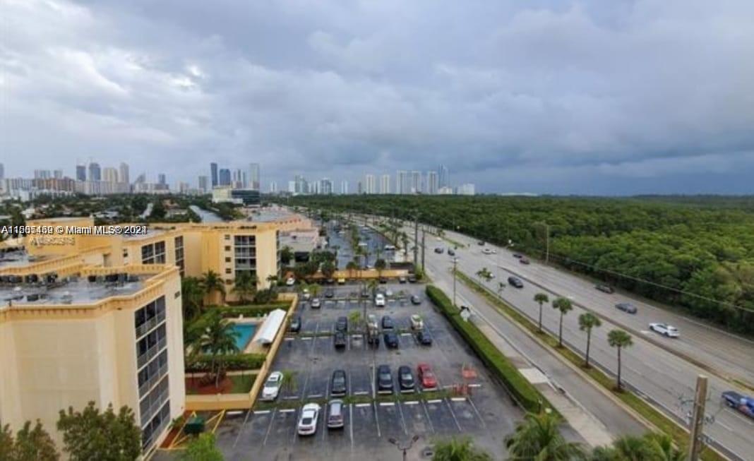 ISLAND SHORES CONDO - Residential Lease