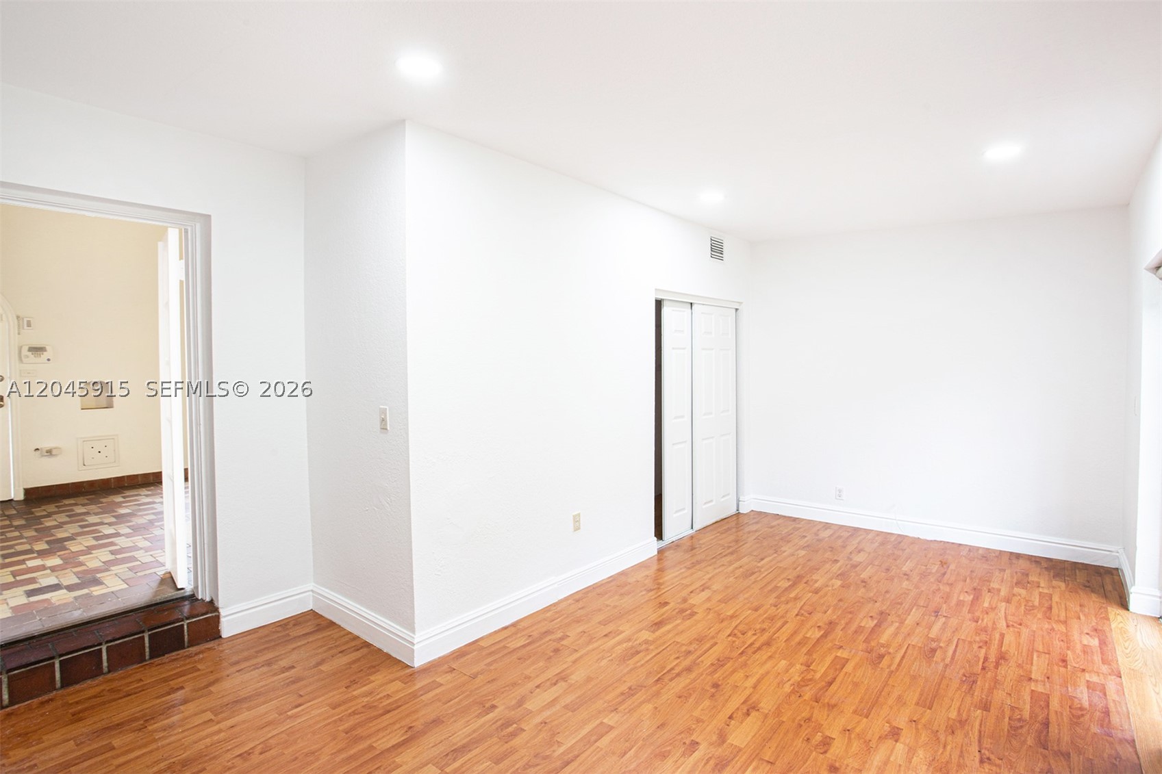 BRICKELL ESTATES - Land