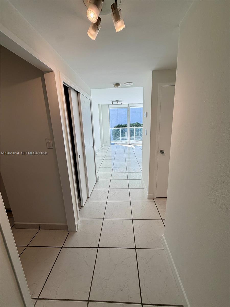 BAY PARK TOWERS CONDO - Residential Lease