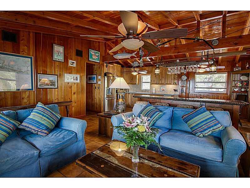 BUTTONWOOD SHORES - Residential