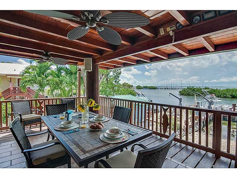 BUTTONWOOD SHORES - Residential
