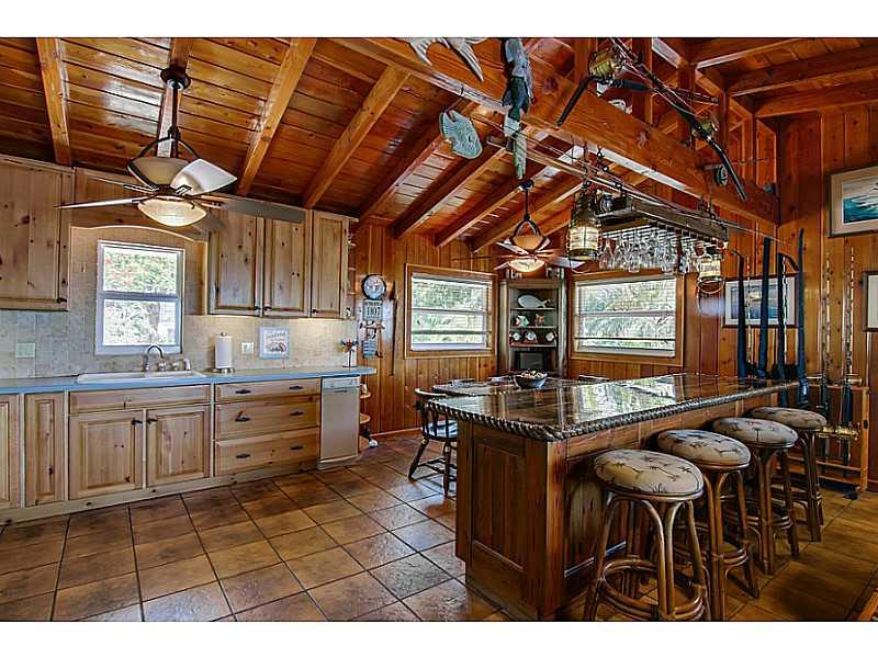 BUTTONWOOD SHORES - Residential