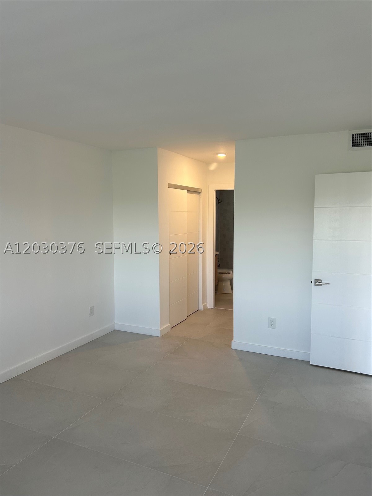 VILLAGE OF KINGS CREEK CO - Residential Lease