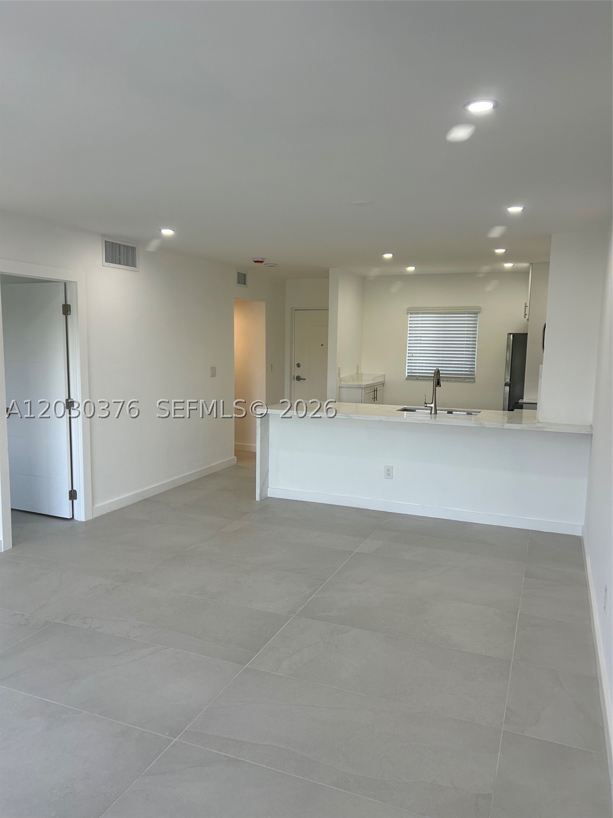 Recently renovated 1/1 in Kings Creek. All new Floors, toilet, tub, bathroom sink, kitchen sink, air handler, water heater, kitchen cabinets, refrigerator, range, microwave dishwasher all brand new. New large format porcelain tile floors throughout. Plenty of storage, walk in closet. Available immediately.