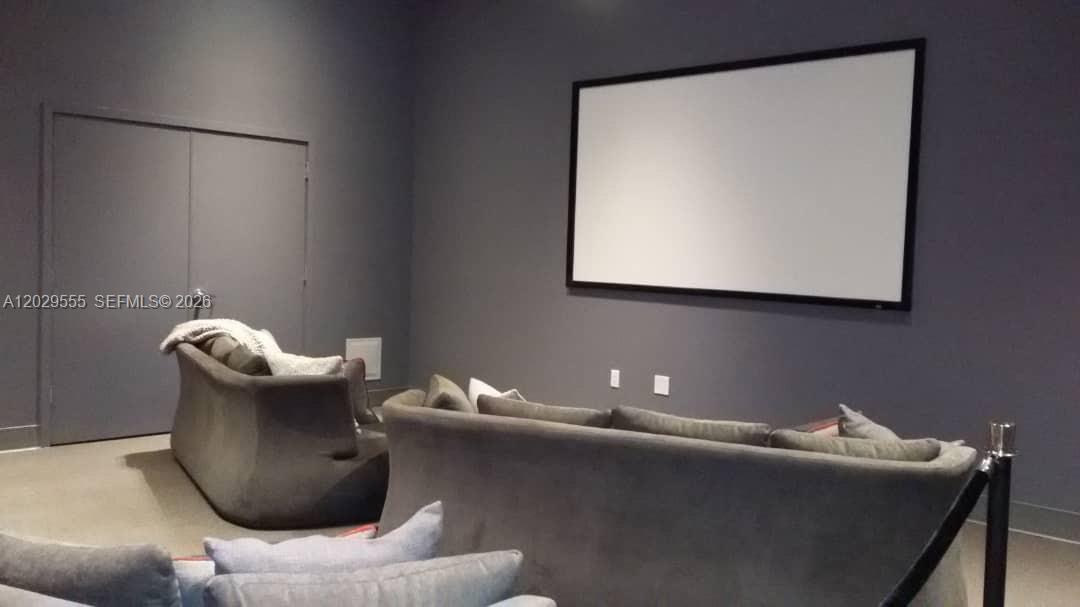 CANVAS CONDO - Residential Lease