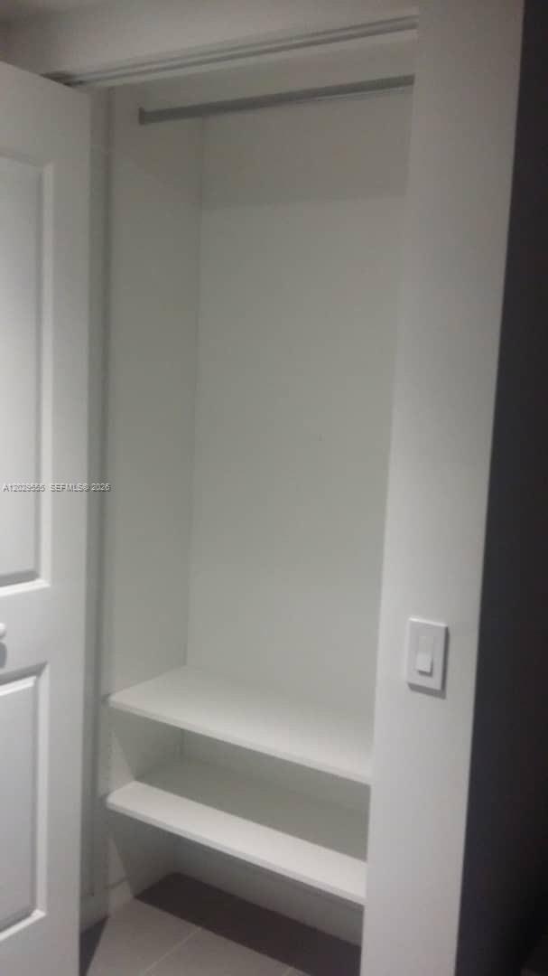 CANVAS CONDO - Residential Lease
