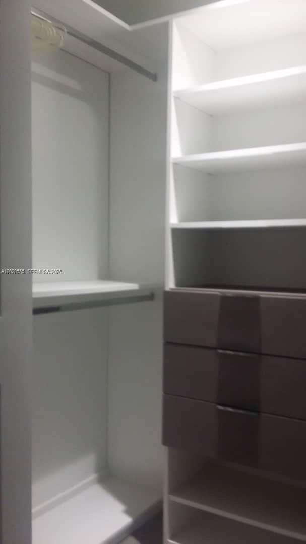 CANVAS CONDO - Residential Lease
